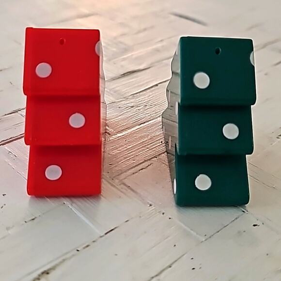 Hallmark Vintage 1992 Christmas Tree Salt & Pepper Shakers Red Green 2" T x 2.5" - Picture 4 of 6